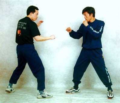 35岁的人能练习李小龙创立的截拳道吗？