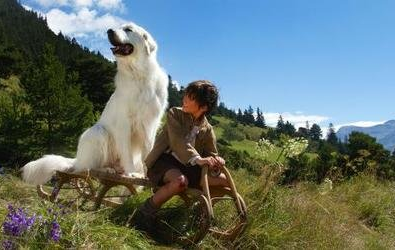 法国电影《灵犬贝拉》中，影片开头的那些山叫什么山？有照片，快来看！