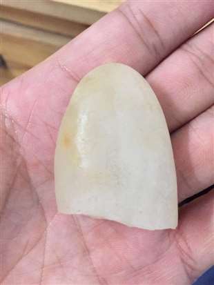 请问这是什么石头，有价值吗